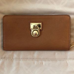 Michael Kors wallet